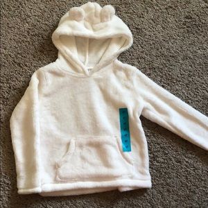 NWT fuzzy hooded sweatshirt